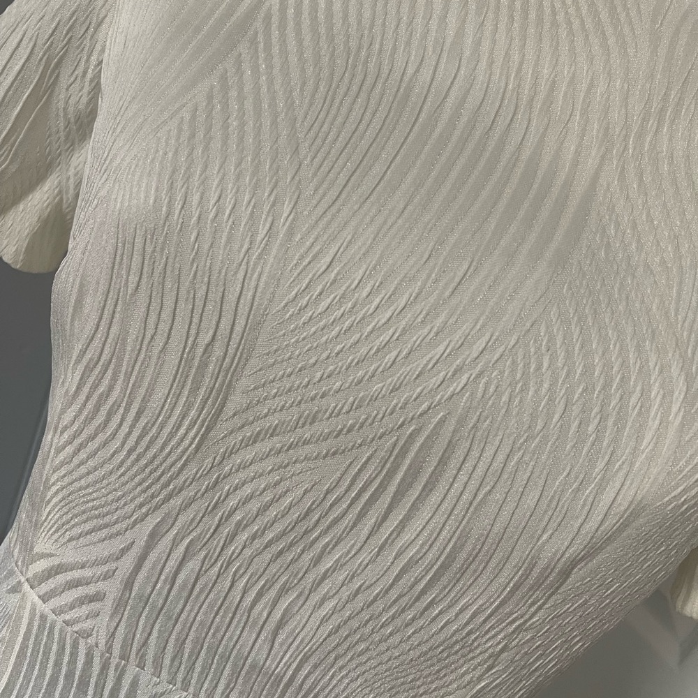 Dress - Picture 4 of 6